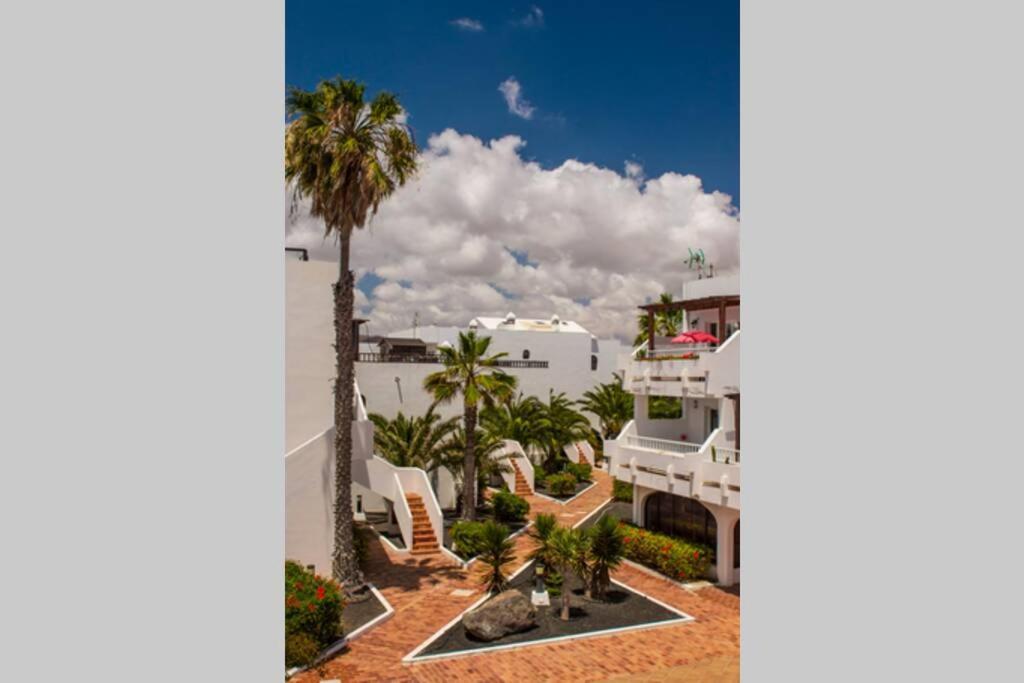 The Colors House Leilighet Costa Teguise Eksteriør bilde